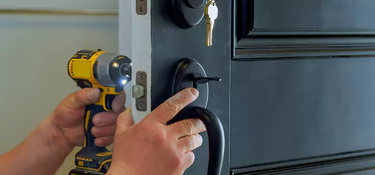 Commercial Door Lock Installation Southgate
